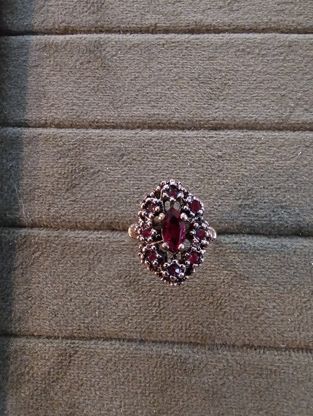 Vintage 18k Gold Plated Rimg Size 7.5
